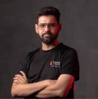 Sanket Ghosh video marketing expert iDREAMZZS Studio Mumbai